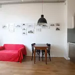 Tres Beau Loft Lumineux En Plein Coeur De Belleville